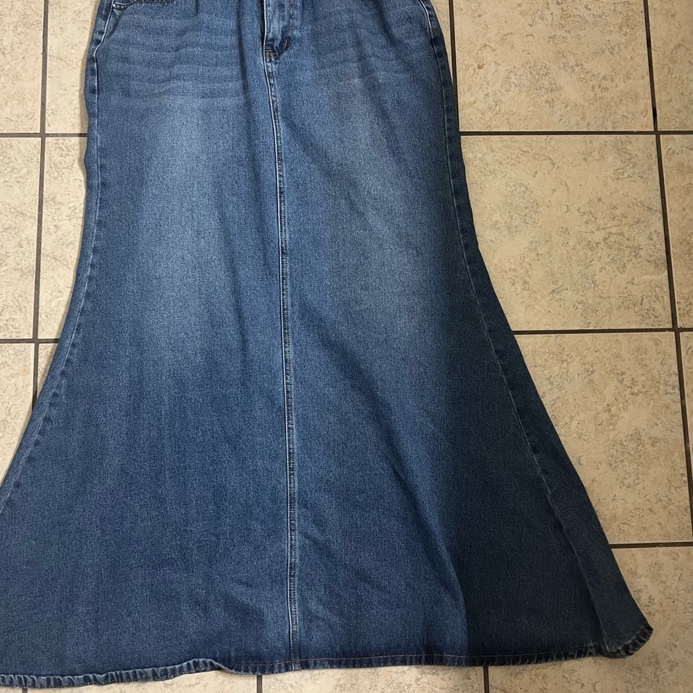 Maxi Denim Skirt, NWT, size 2XL - Picture 4 of 7